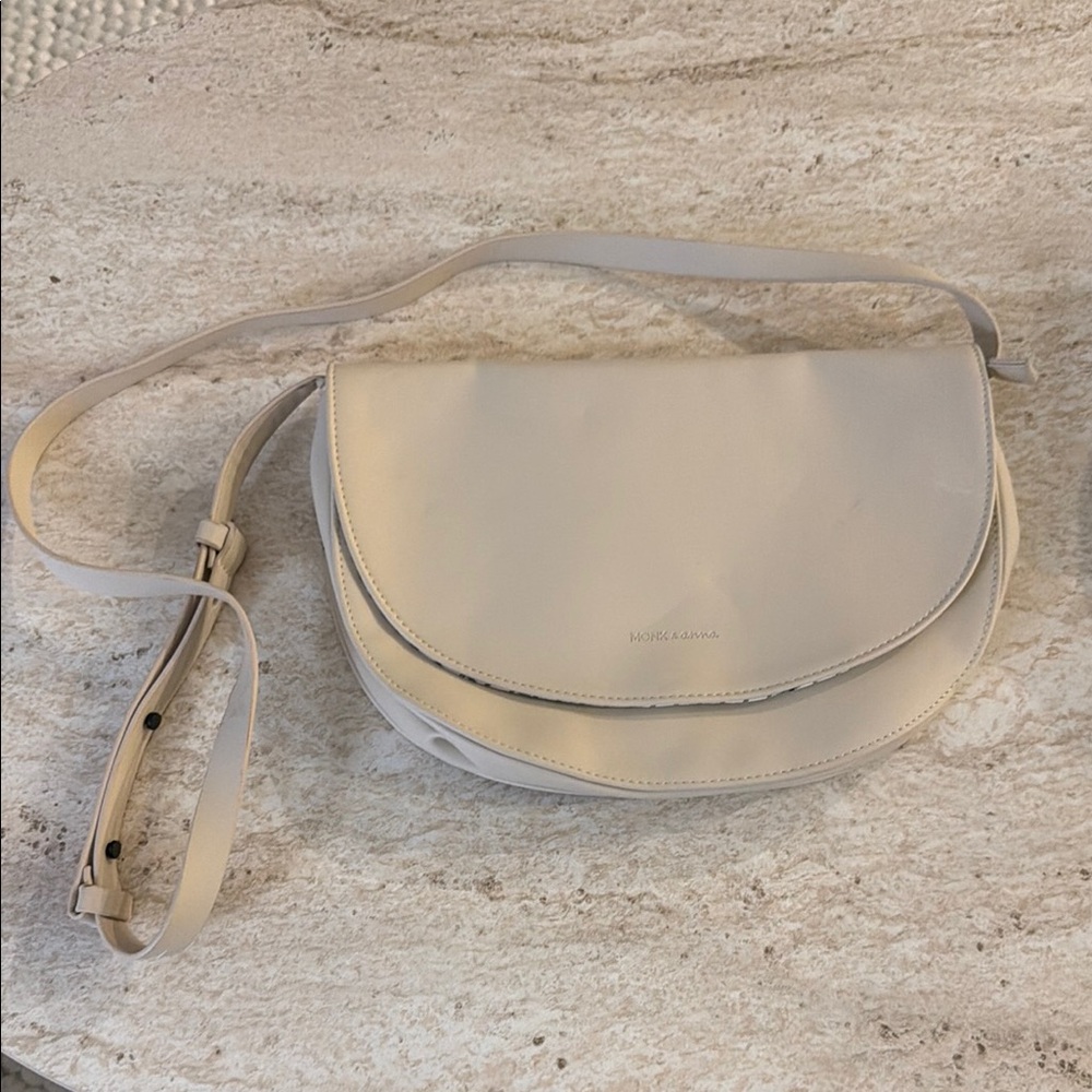 Monk & Anna Cream Leather Crossbody Envelope Bag